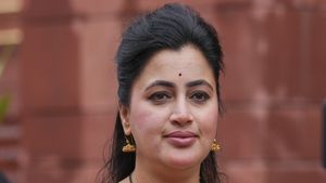 Muslims Turning India To Pakistan, Hindus Should Give Birth To 3,4 Kids: BJP's Navneet Rana