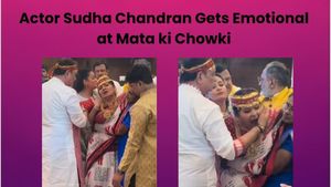 Actress Sudha Chandran Becomes Emotional at Mata Ki Chowki; Video Sparks Online Reactions