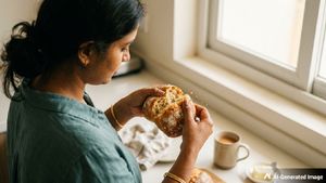 Golden Crispy Bread Rolls Recipe For Irresistible Tea-Time Snacking