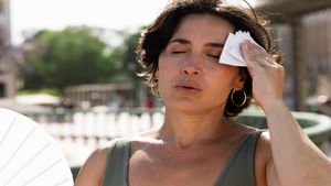 Hacks 101: The 2-Minute Post-Sweat Routine to Prevent Breakouts