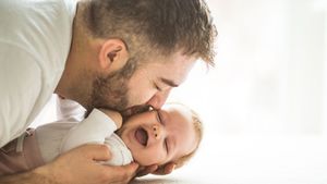 Dad's Role Matters More Than You Think: The Science Behind Paternal Bonding