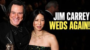‘The Mask’ Star Jim Carrey Marries Longtime Girlfriend Min Ah In Private LA Ceremony