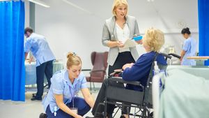 “Discharge Does Not Mean Cured”: A Rehab Specialist Explains Post-Surgery Care