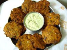 ಸಂಜೆಯ ಟೀ ಸಂಗಾತಿ ಈರುಳ್ಳಿ ನಿಪ್ಪಟ್ಟು