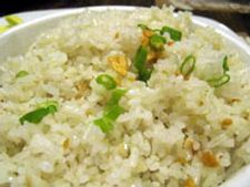 ಬ್ಯಾಚುಲರ್ ಕಿಚನ್ ನಲ್ಲಿ ಬೆಳ್ಳುಳ್ಳಿ ಅನ್ನ