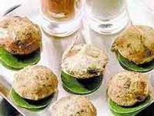 ಮಸಾಲಾ ಬಾದಾಮಿ ಇಡ್ಲಿ