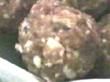 ಗೋಕಾಕದ ಕರದಂಟು ಅಥವಾ ಅಂಟಿನುಂಡೆ