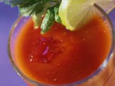 ಆಹ್ಲಾದಕರ ಟೊಮೆಟೊ ಹಣ್ಣಿನ ಶರಬತ್ತು