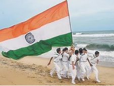 64ನೇ ಸ್ವಾತಂತ್ರ್ಯದ ಸವಿಯಲ್ಲಿ ಈ ಗೀತೆ ಹಾಡಿ ಸಂಭ್ರಮಿಸಿ