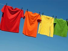 ಟೀ ಶರ್ಟ್ ಬಣ್ಣ ಮಾಸದಿರಲು ಏನು ಮಾಡಬೇಕು?