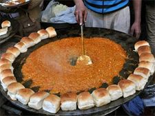 ಮನೆಯಲ್ಲಿಯೆ ಸವಿಯಬಹುದು ಪಾವ್ ಬಾಜಿ ಸವಿ