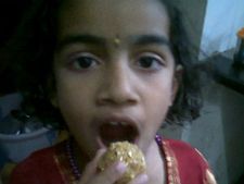 ಅಲ್ಲೆಲ್ಲ ಏಕೆ ಅಡುಗೆಮನೆಯಲ್ಲಿಯೂ ಕನ್ನಡ ಮಾಯ!