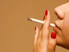 ಧೂಮಪಾನ ಸ್ನೇಹಿಗಳ ಕಪ್ಪು ತುಟಿ ನಿವಾರಣೆ