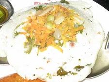 ಸಣ್ಣಗಾಗಲು ಓಟ್ಸ್ ಮಸಾಲಾ ಇಡ್ಲಿ