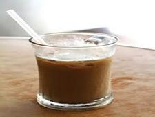 ತಲೆಬಿಸಿಯಾದ್ರೆ ಕೋಲ್ಡ್ ಕಾಫಿ ಕುಡಿದ್ಬಿಡಿ