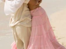 ಅಮ್ಮ, ನೋಡವ ಬಂದಿದ್ದಾನೆ ಮತ್ತೆ ನನ್ನ ತಣಿಸಲು