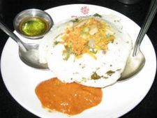 ಅಚ್ಚ ಕನ್ನಡಿಗರ ತಿಂಡಿ ರವೆ ಇಡ್ಲಿ ಮಾಡುವ ವಿಧಾನ