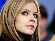 ತುಟಿಯ ಅಂದಕ್ಕೆ ಬೇಕು ಸ್ಕ್ರಬ್ಬಿಂಗ್ ಆರೈಕೆ