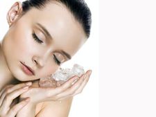 ತಾಜಾ ತ್ವಚೆಗಾಗಿ ಐಸ್ ಕ್ಯೂಬ್ ಮಸಾಜ್ ಈ ರೀತಿ ಮಾಡಿ 