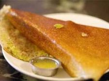 ರವೆ ದೋಸೆ ಮಾಡುವ ಶೈಲಿ ಗೊತ್ತಿದೆಯೇ? 