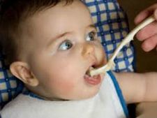 ಪುಟ್ಟ ಕಂದಮ್ಮನಿಗೆ ನೀಡಬಾರದ ಆಹಾರಗಳಿವು!