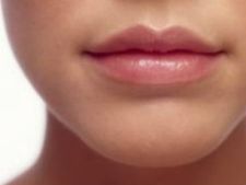 ಕಪ್ಪು ತುಟಿಯ ಬದಲು ಕೆಂಪು ತುಟಿ ನಿಮ್ಮದಾಗಬೇಕೆ? 