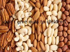 ಚಿಕ್ಕ ಮಕ್ಕಳಿಗೆ ತಿನ್ನಲು ನಟ್ಸ್  ಕೊಡಬಾರದು!