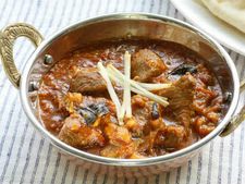  ನಾಟಿ ಶೈಲಿಯಲ್ಲಿ  ಸ್ವಾದಿಷ್ಟ ಮಟನ್ ಕರಿ 