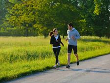 ದೈಹಿಕ  ಹಾಗೂ ಮಾನಸಿಕ  ಸಮಸ್ಯೆಗೆ  ಮದ್ದು-ಜಾಗಿಂಗ್