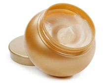 ತ್ವಚೆ ಸಮಸ್ಯೆಗೆ ಮನೆಯಲ್ಲಿಯೇ ಮುಲಾಮ್ !