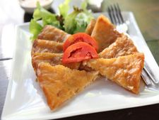 ಟೇಸ್ಟೀ...ಟ್ರೈಯಾಂಗಲ್ ಬ್ರೆಡ್ ಪಕೋಡ