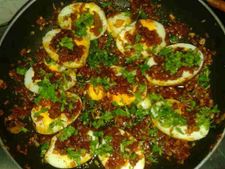 ಟ್ಯಾಂಗಿ ಅಂಡ್  ಸ್ಪೈಸಿ ಡಾನ್ ಡಾನ್ ಎಗ್  ಫ್ರೈ