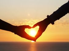 ಸ್ನೇಹಕ್ಕೇಕೆ ಶಾಸ್ತ್ರದ ಹಂಗು !!