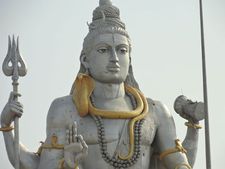 ವಿಶೇಷ ಮಹತ್ವ ಹೊಂದಿರುವ ಶಿವನ ಆಭರಣಗಳು
