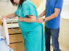 ಆರೋಗ್ಯಕರವಾಗಿ ಮಗುವಿಗೆ ಜನ್ಮ ನೀಡಲು 8 ವಿಧಾನಗಳು