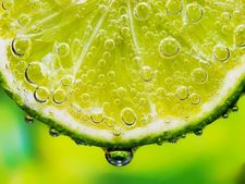 ಮೊಡವೆ ನಿವಾರಕ ಚಿಕಿತ್ಸೆ ಮನೆಯಲ್ಲಿಯೇ ತಯಾರಿಸಿಕೊಳ್ಳಿ