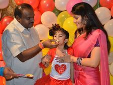 ರಾಜಕೀಯದಲ್ಲೂ ತಮ್ಮ ಕರಾಮತ್ತು ತೋರಿದ ಸಿನಿತಾರೆಯರು!