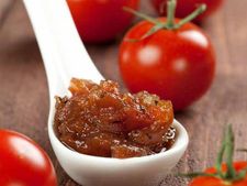 ಬರೀ 15 ನಿಮಿಷದಲ್ಲಿ ಟೊಮೇಟೊ ಚಟ್ನಿ ರೆಡಿ! 