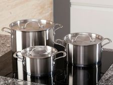 ನಂಬಿದರೆ ನಂಬಿ ಬಿಟ್ಟರೆ ಬಿಡಿ: ಅಡುಗೆ ಪಾತ್ರೆ ಕೂಡ ಸುರಕ್ಷಿತವಲ್ಲ!  