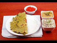 ಒಮ್ಮೆ ಸವಿದು ನೋಡಿ, ಮೆಂತೆ-ಪಾಲಕ್ ಸೊಪ್ಪಿನ ಅಕ್ಕಿರೊಟ್ಟಿ! 