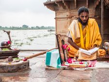ಮಂತ್ರದಲ್ಲಿದೆ, ಜೀವನದ ಕಷ್ಟ ಕಾರ್ಪಣ್ಯ ನಿವಾರಿಸುವ ಶಕ್ತಿ... 