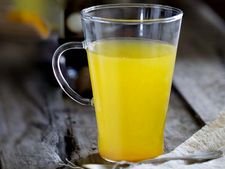 ಅರಿಶಿನ ಬೆರೆಸಿದ ನೀರು ಕುಡಿಯಿರಿ, ಆರೋಗ್ಯ ಪಡೆಯಿರಿ 