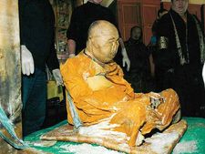 ವರ್ಷಗಳೇ ಕಳೆದರೂ, ಇಲ್ಲಿನ ಶವಗಳು ಕೊಳೆಯುವುದಿಲ್ಲ! 