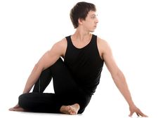 ಗರ್ಭ ಕಂಠದ ನೋವಿಗೆ ಅರ್ಧ ಮತ್ಸ್ಯೇಂದ್ರಾಸನ