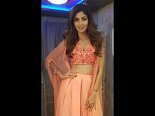 ಕರಾವಳಿಯ ಬ್ಯೂಟಿ ಕ್ವೀನ್ ಶಿಲ್ಪಾ ಶೆಟ್ಟಿಯ ಫ್ಯಾಷನ್ ಝಲಕ್!  