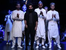 ಲ್ಯಾಕ್ಮೆ ಫ್ಯಾಷನ್ ವೀಕ್-ಮಿಂಚು ಹರಿಸಿದ ರೂಪದರ್ಶಿಯರು