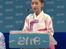 'ಉತ್ತರ ಕೊರಿಯಾದ' ಕರಾಳ ಮುಖ ತೆರೆದಿಟ್ಟ ಯುವತಿ!! ವಿಡಿಯೋ ವೈರಲ್....   