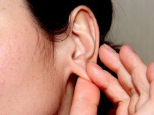 ನಿಮ್ಮ ಕಿವಿಯ ಈ ಭಾಗಗಳನ್ನು ಮುಟ್ಟಿದರೆ ಹೀಗೆಲ್ಲಾ ಆಗುತ್ತಂತೆ  ಗೊತ್ತಾ?