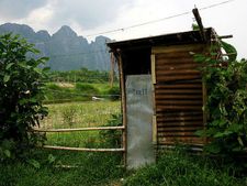 ಚಿತ್ರ ವಿಚಿತ್ರ ಶೌಚಾಲಯಗಳು! ಕೇಳಿದರೆ ತಲೆ ತಿರುಗುವುದು ಗ್ಯಾರಂಟಿ!!   