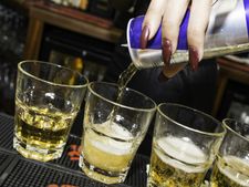 ಮದ್ಯದ ಜೊತೆಗೆ 'ಎನರ್ಜಿ ಡ್ರಿಂಕ್' ಬೆರೆಸಿ ಕುಡಿದರೆ ಇನ್ನೂ ಆಪತ್ತು! 